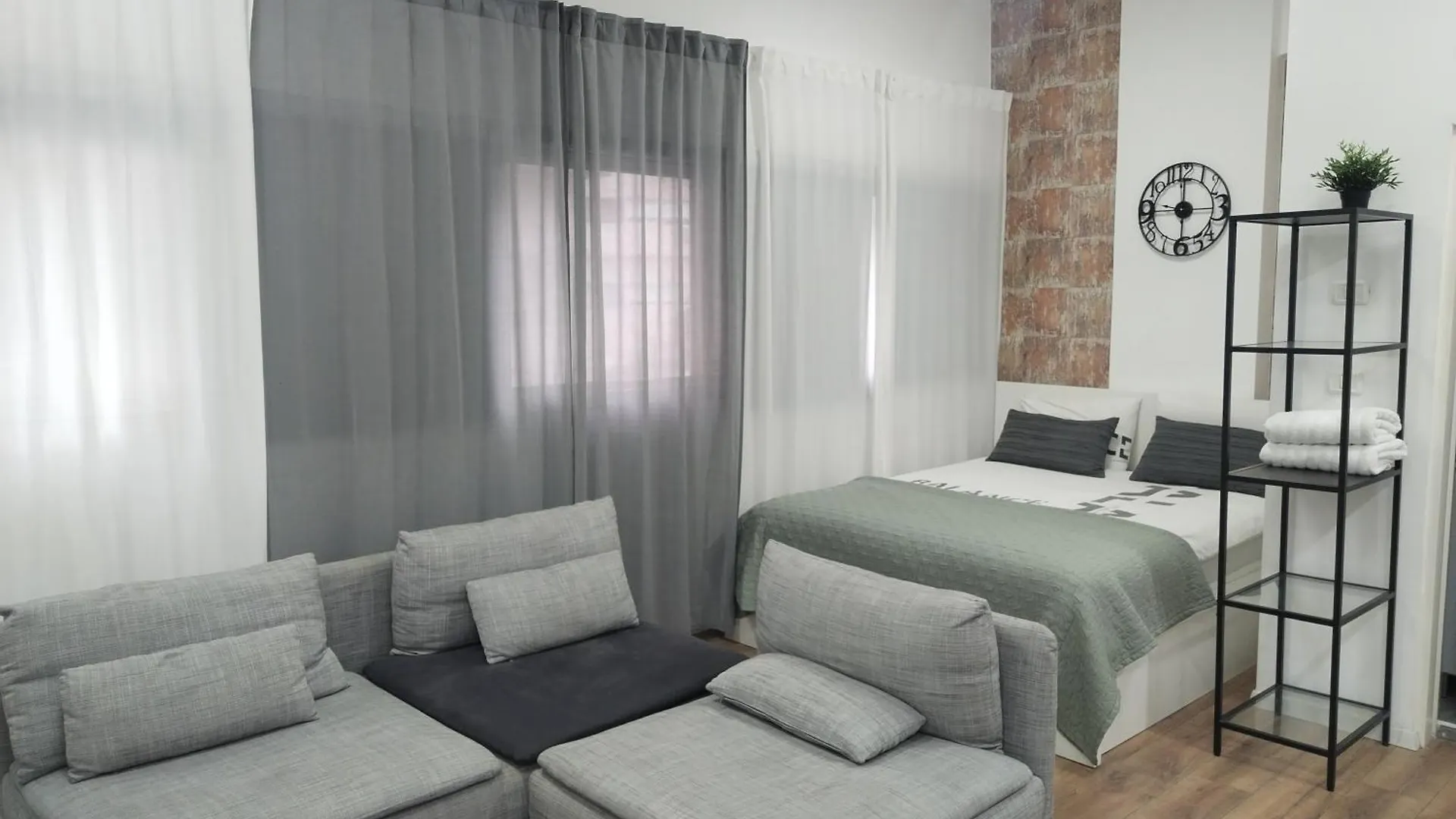 Apartment In Centre Haifa Israel